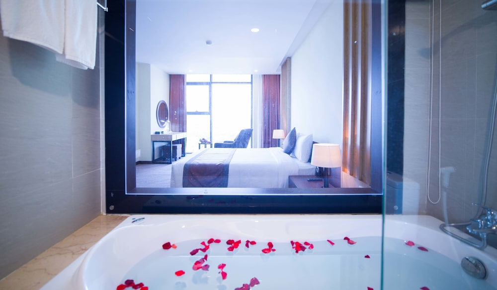 Muong Thanh Luxury Buon Ma Thuot Hotel 25/61