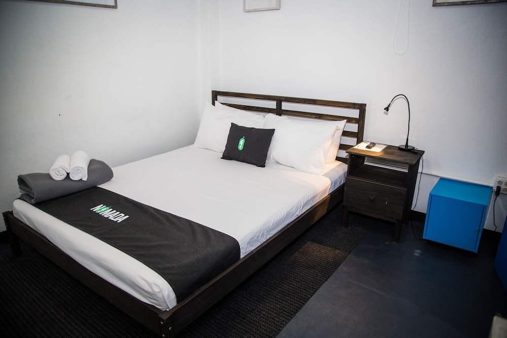 Nomada Urban Beach Hostel 9/39