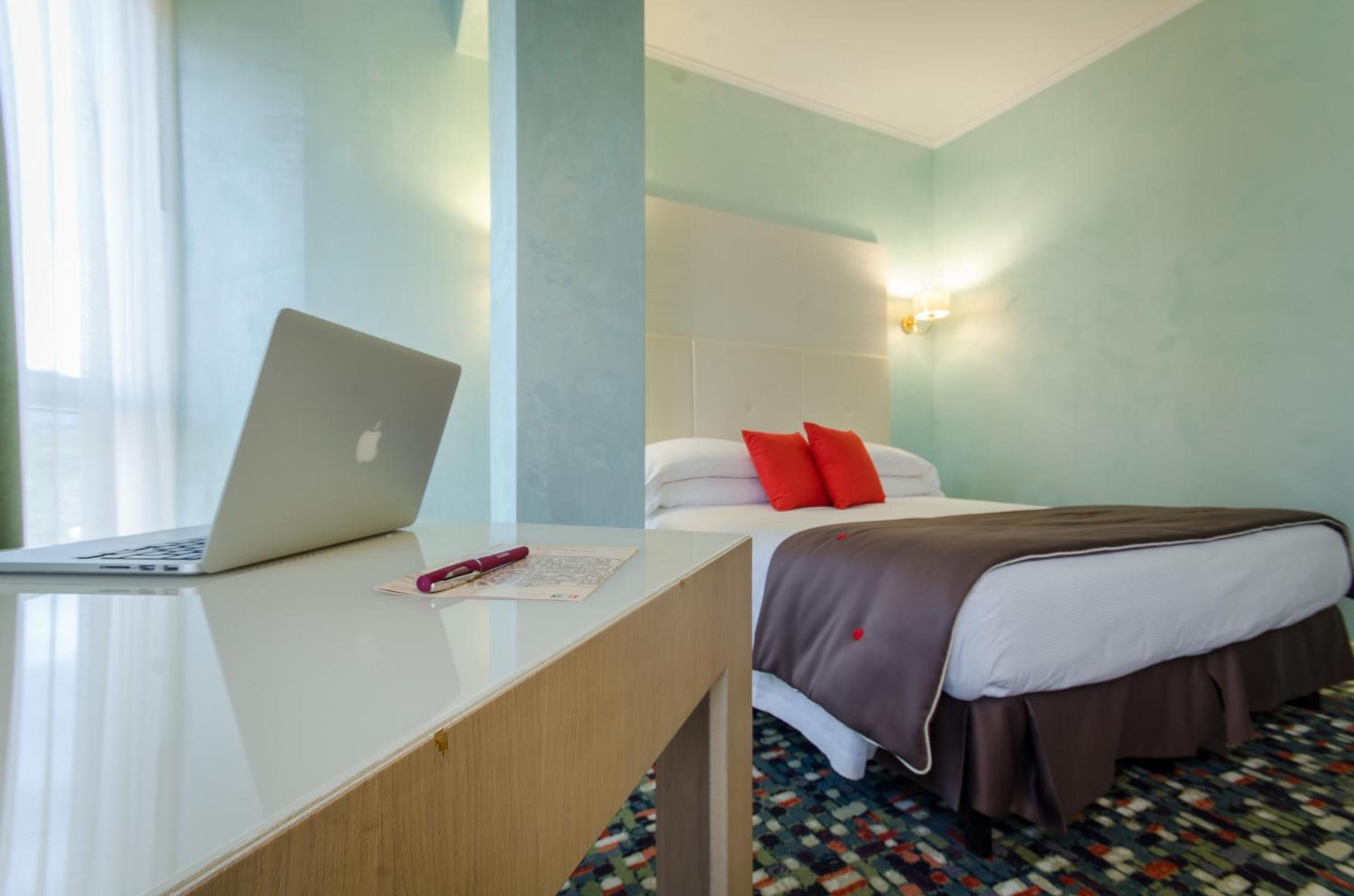 Hotel Santacroce Ovidius 49/50