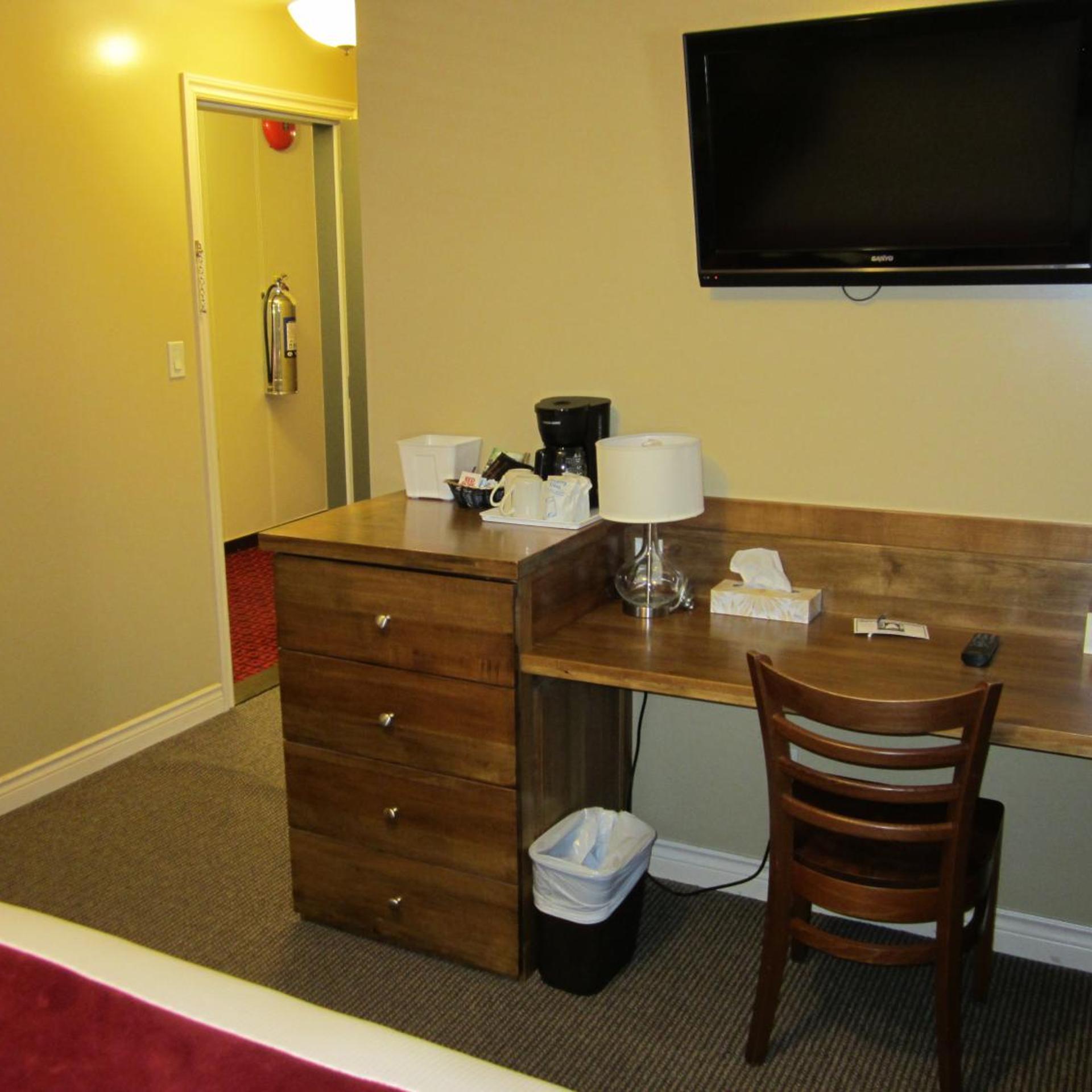 Reynolds Hotel 16/21