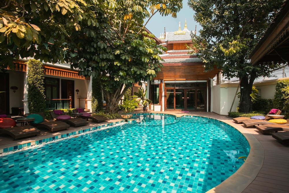 Sunday Villa Sirilanna Hotel 54/62