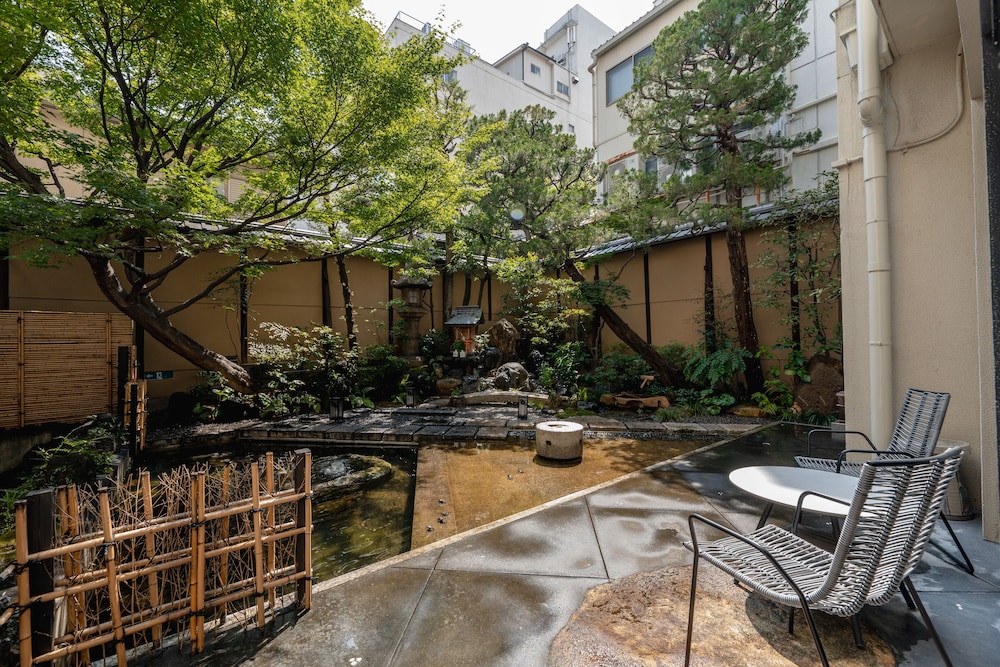 NISHIYAMA RYOKAN 42/46