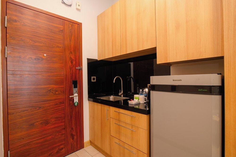 The View Serviced Residence 10/66