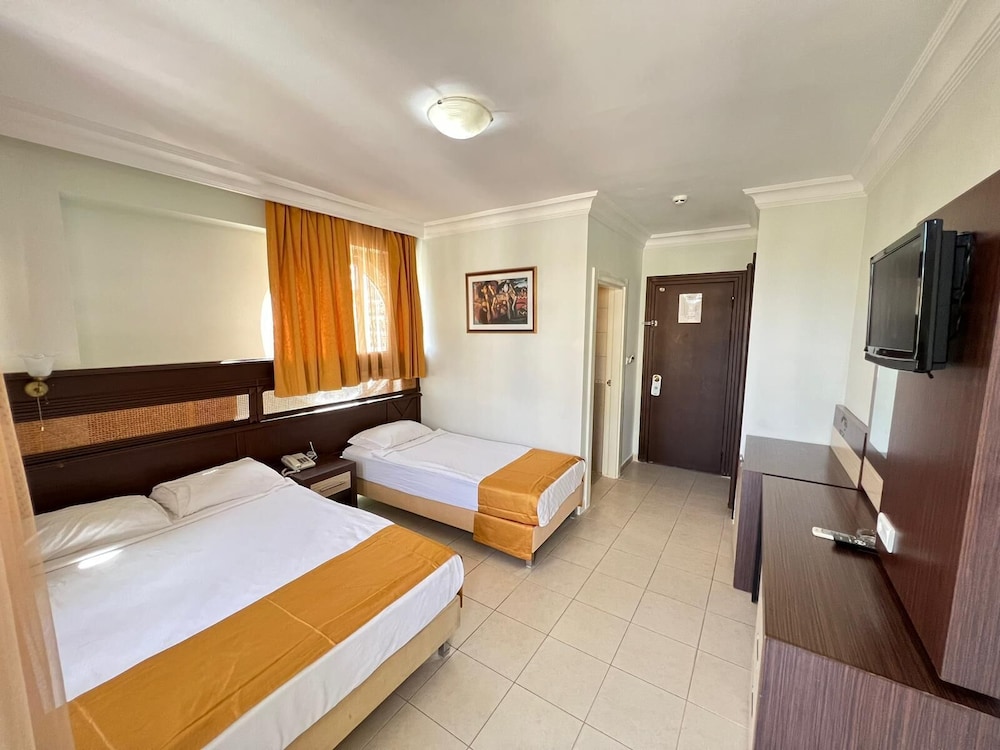Kleopatra Ada Hotel 17/55
