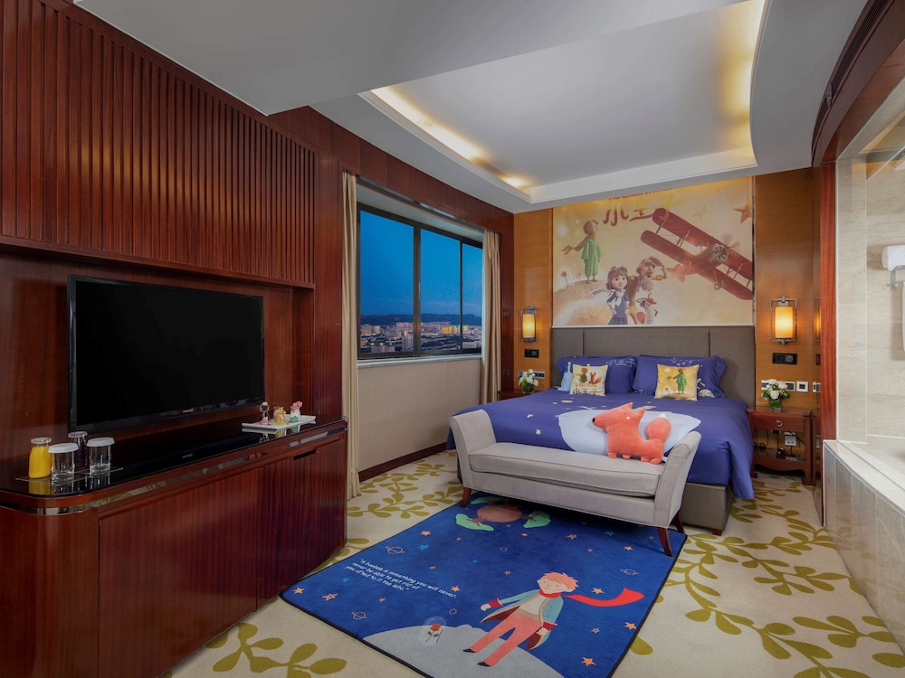Enlux Hotel (Baotu Quanquan City Plaza) 44/59