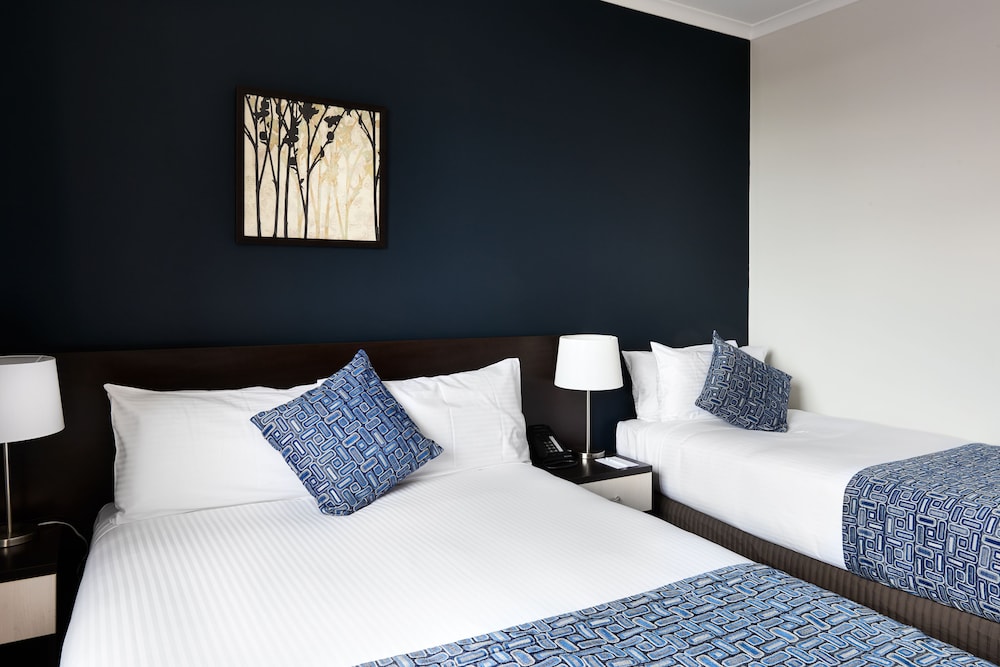 175 Hotel Westmead 23/39