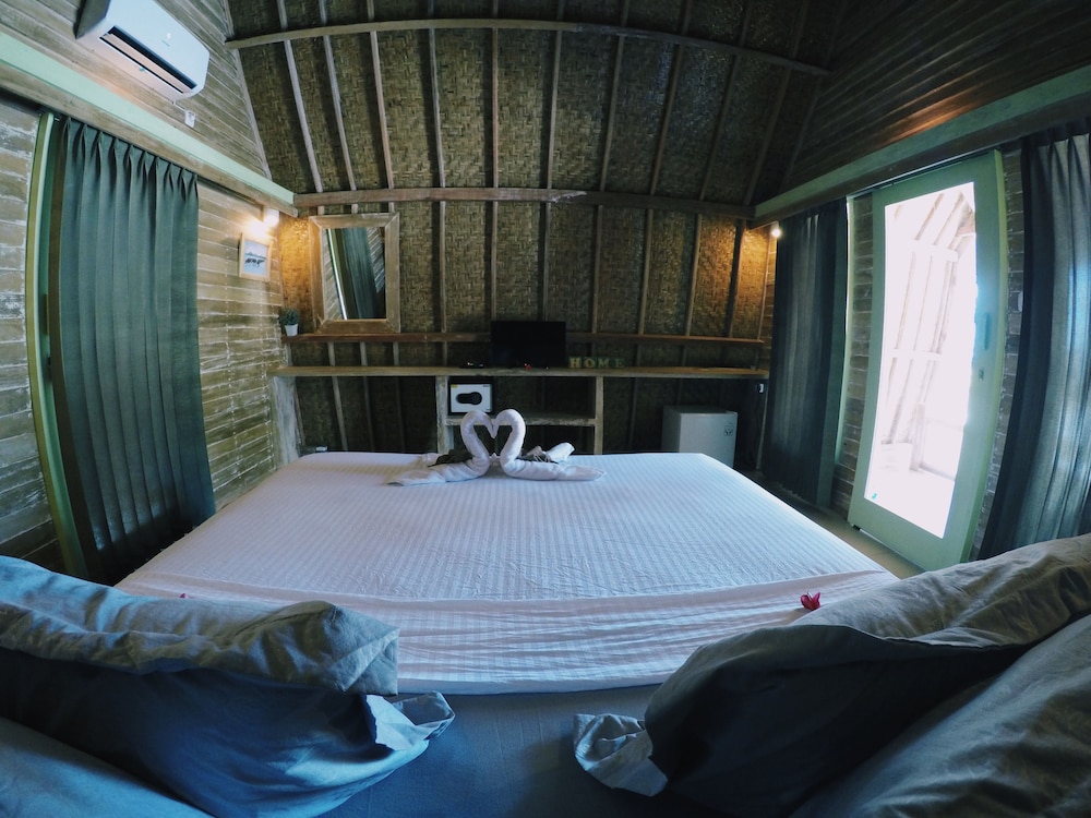DELUXE, DOUBLE BED, GARDEN VIEW, TERRACE