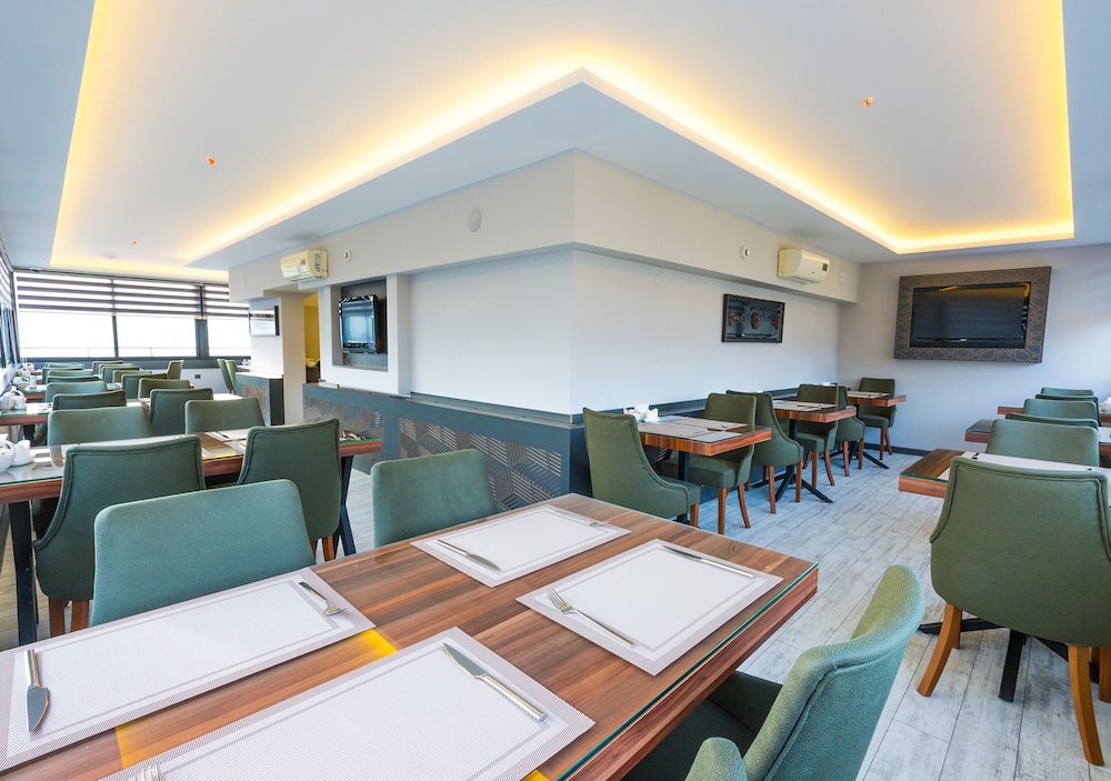 Azra Suite Otel 34/50