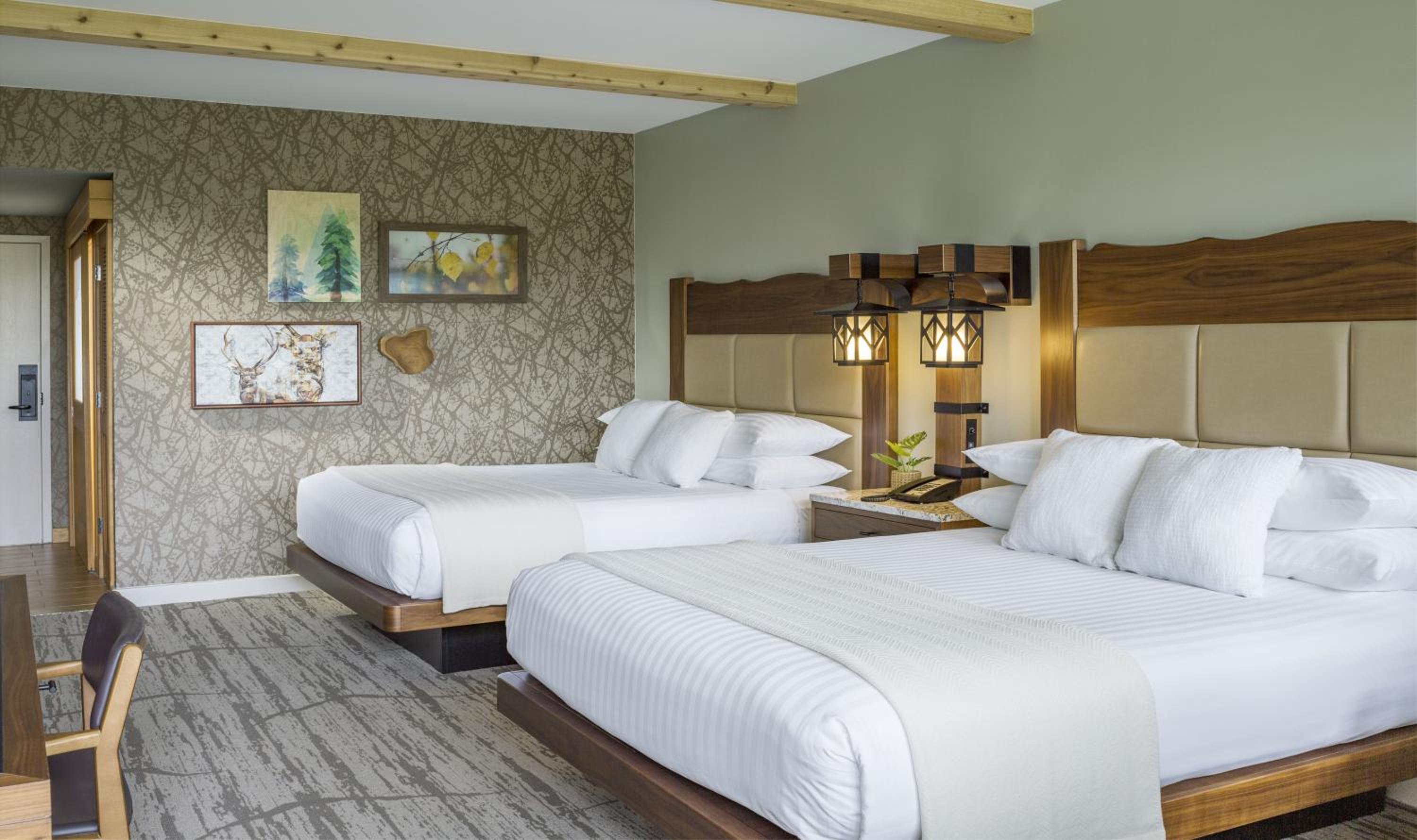 Signature, Resort, 2 Queen Beds