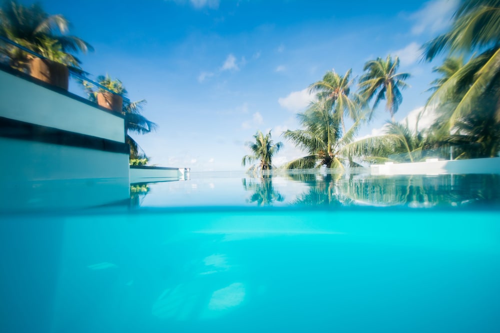 Signature Boracay Blue 44/50