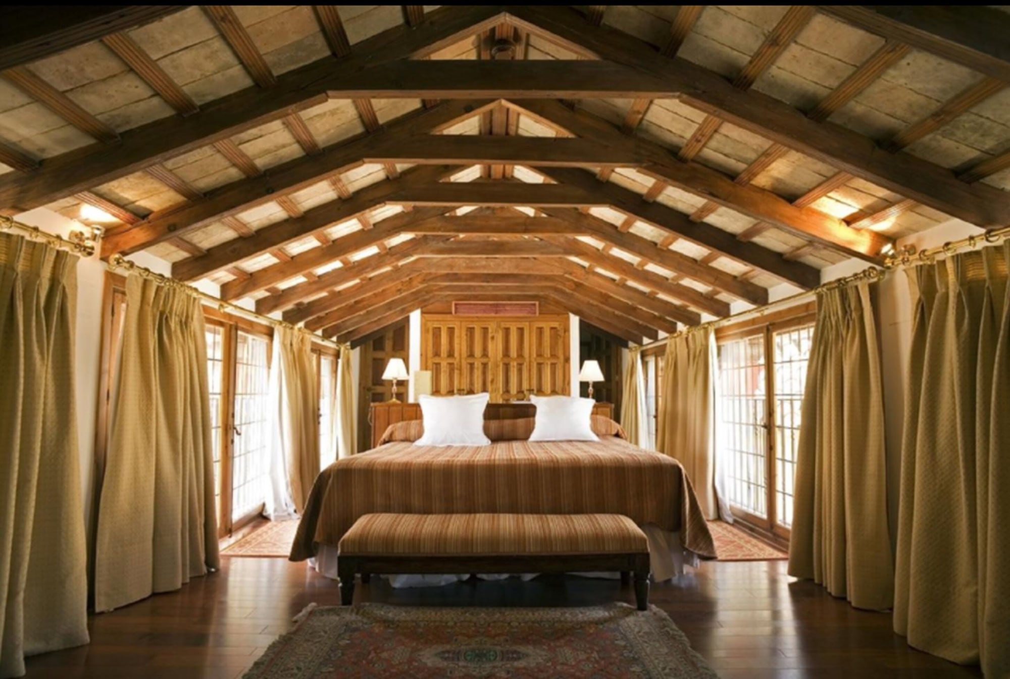 جناح جونيور، Las Casas De La Juderia Sevilla 9/10