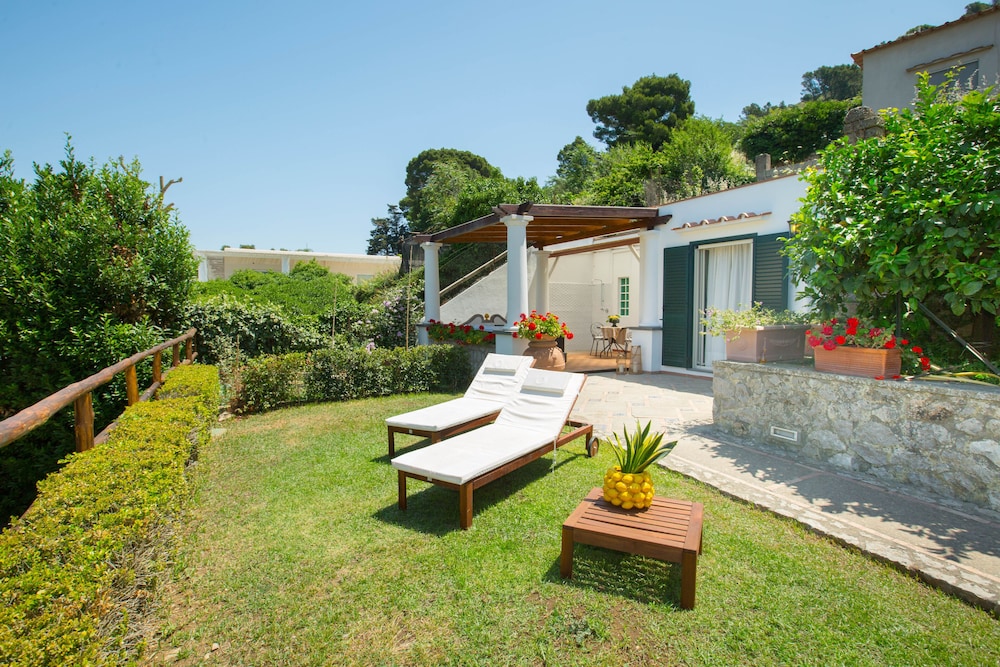 Relais 2 Pini Capri 32/38