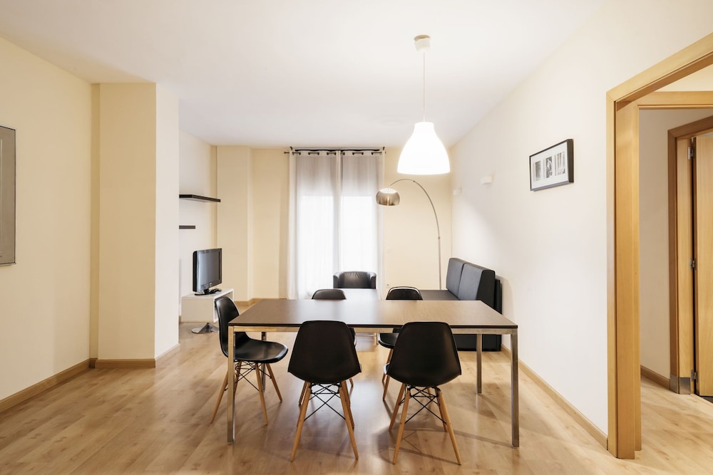 Villarroel Barcelona Apartment 25/35