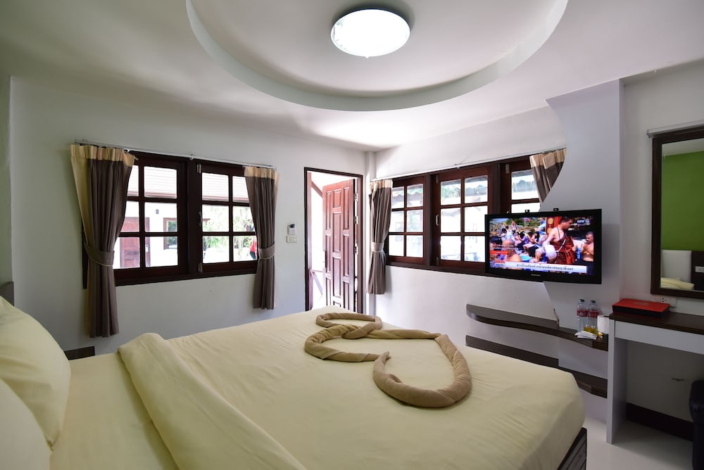 Varin Beach Resort 43/75