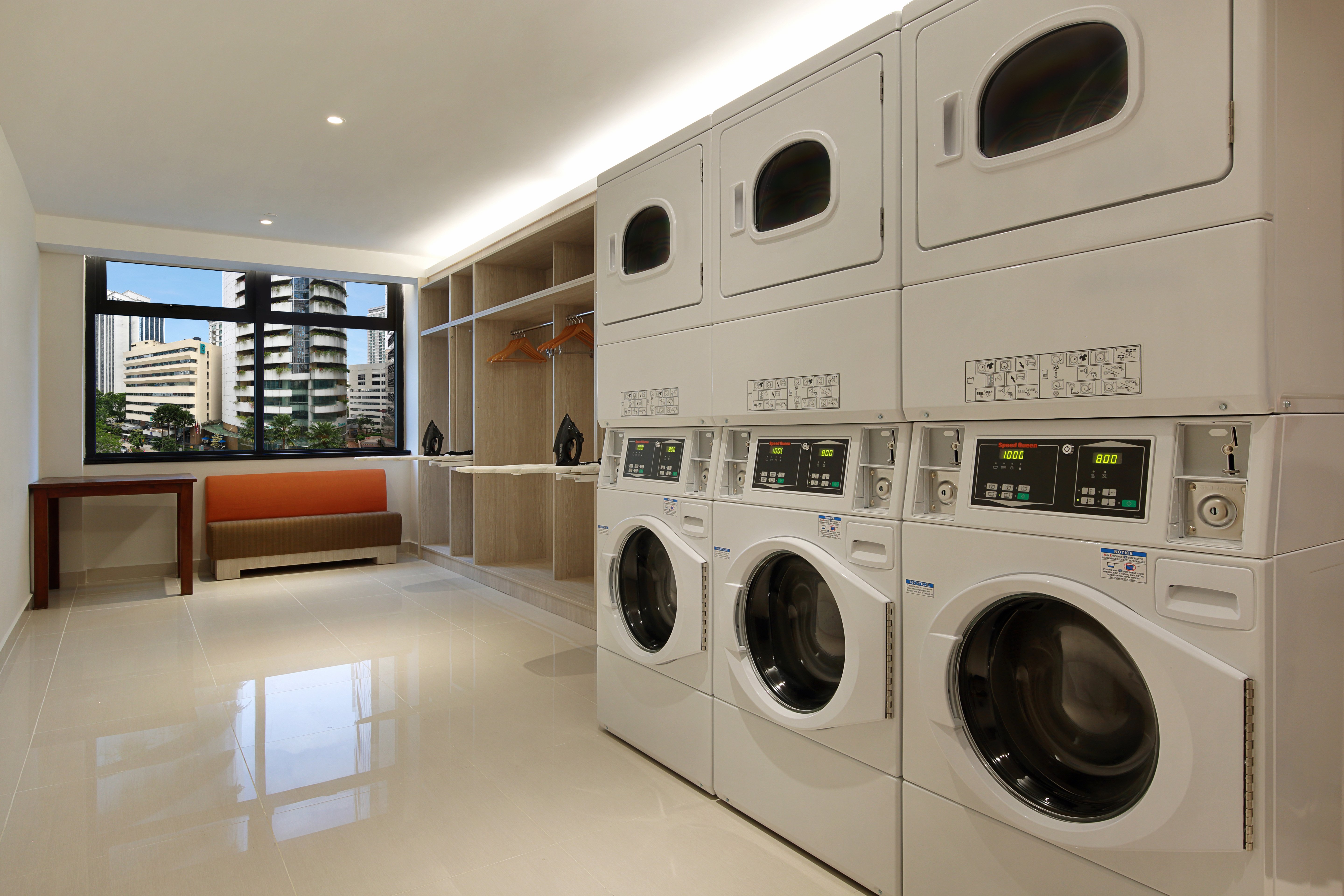 Holiday Inn Express Kuala Lumpur City Centre 11/57