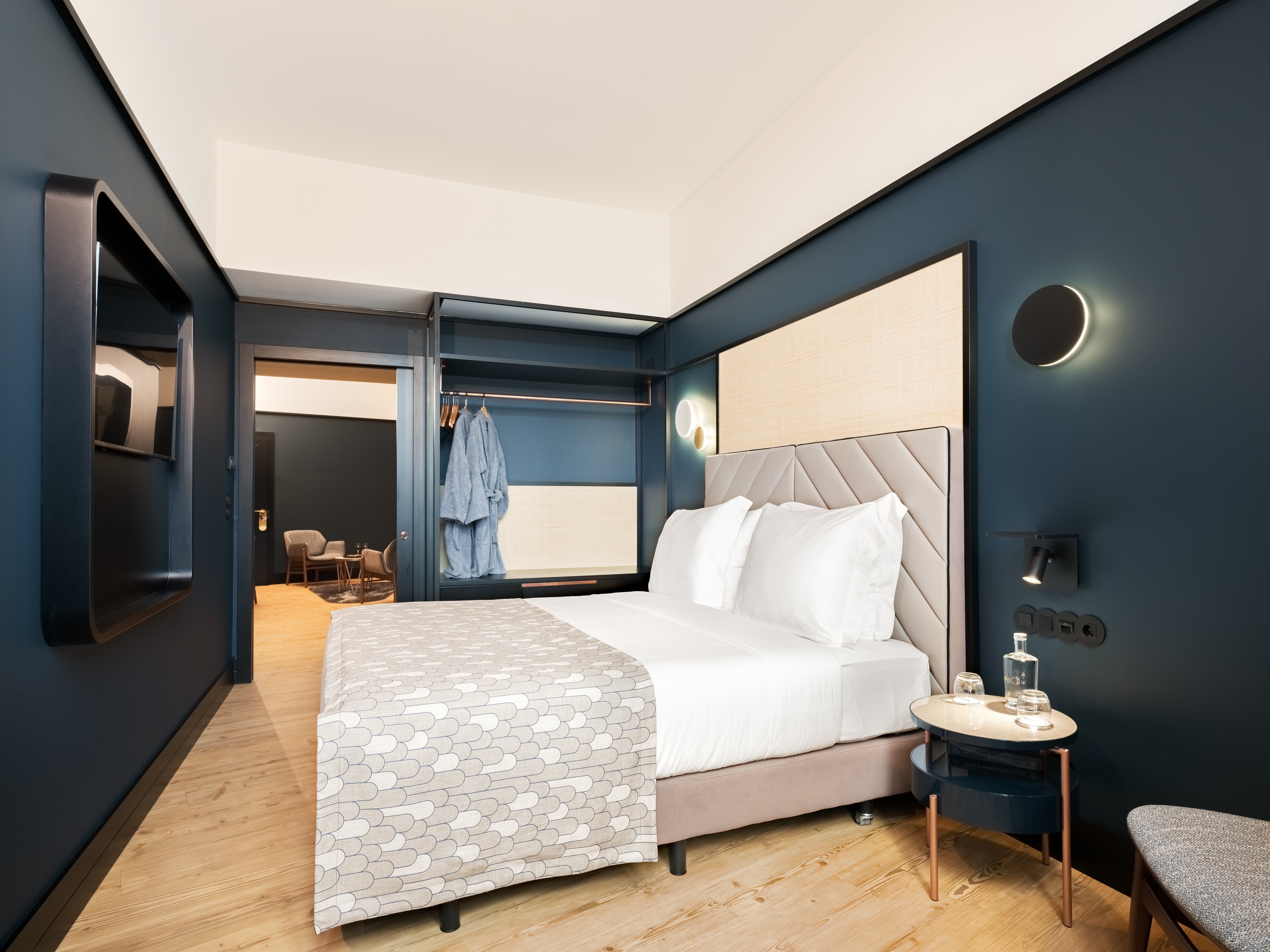 Suite, Double Bed