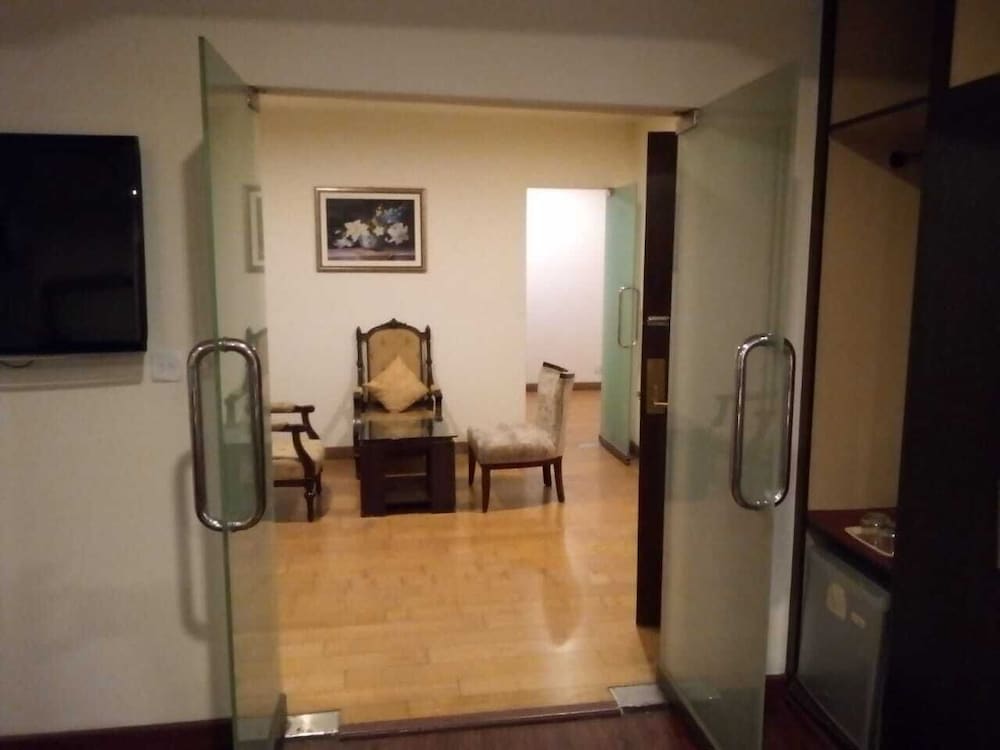 Hotel Javson Sialkot 49/60
