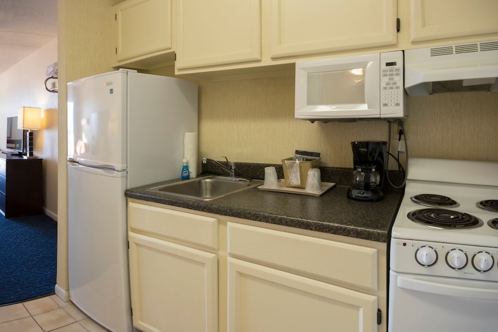 Atlantic OceanFront Inn 57/58