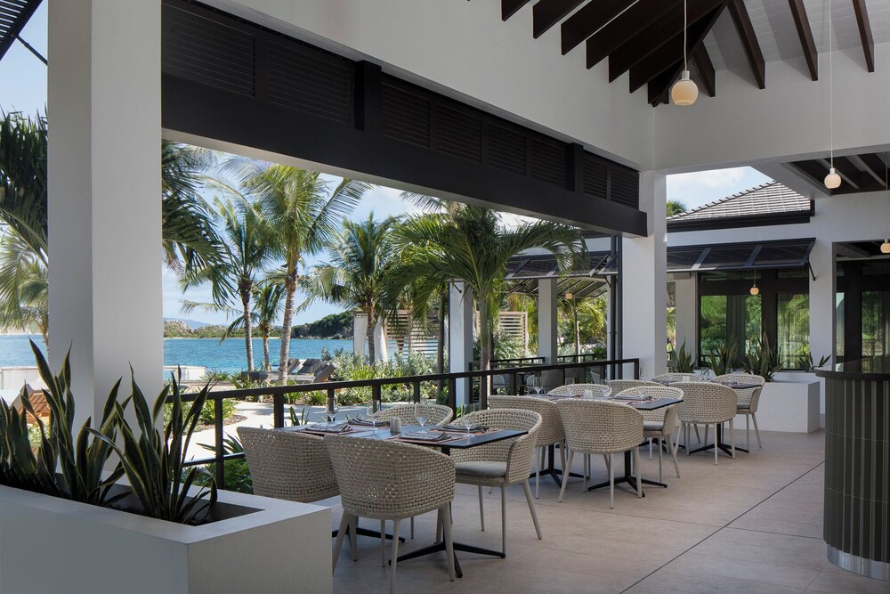 PETER ISLAND RESORT AND SPA 43/55