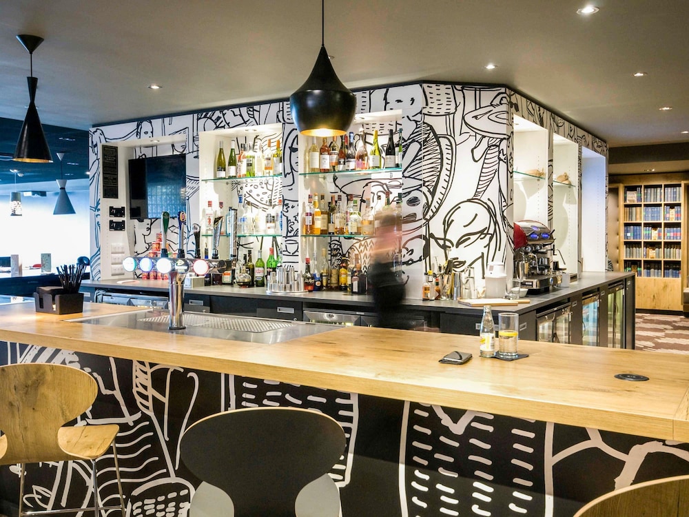 Ibis London Heathrow Airport 51/61