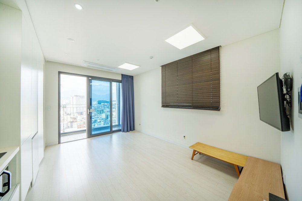 Sota Suite Sokcho Worldsky 15/45