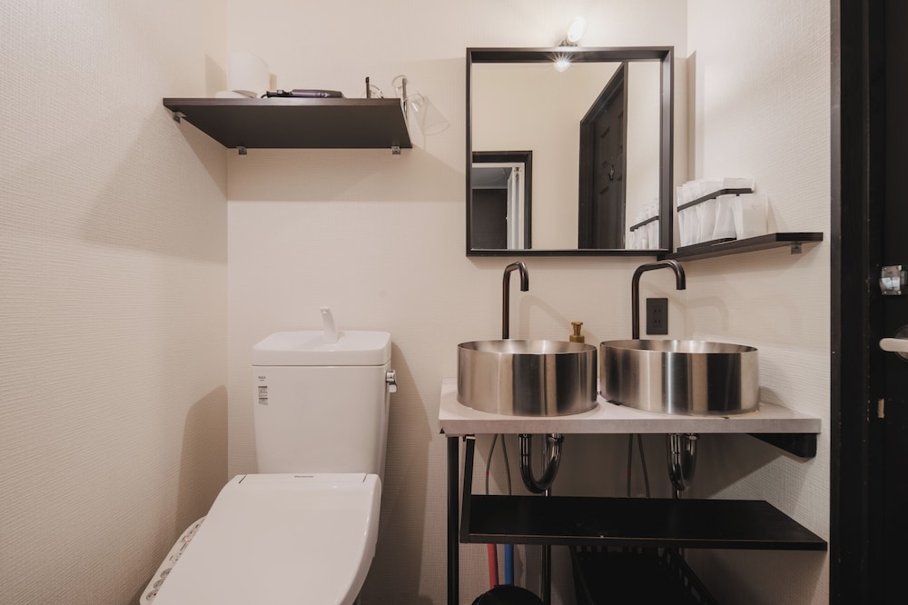 Mizuka Daimyo 4 - Unmanned Hotel 43/44