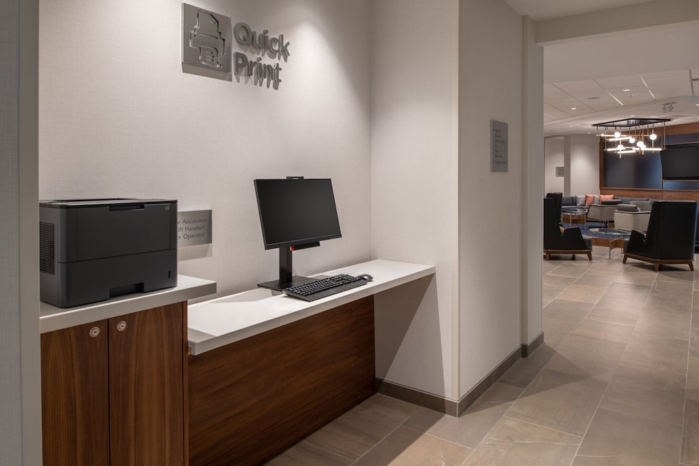 Courtyard by Marriott Olympia 25/32