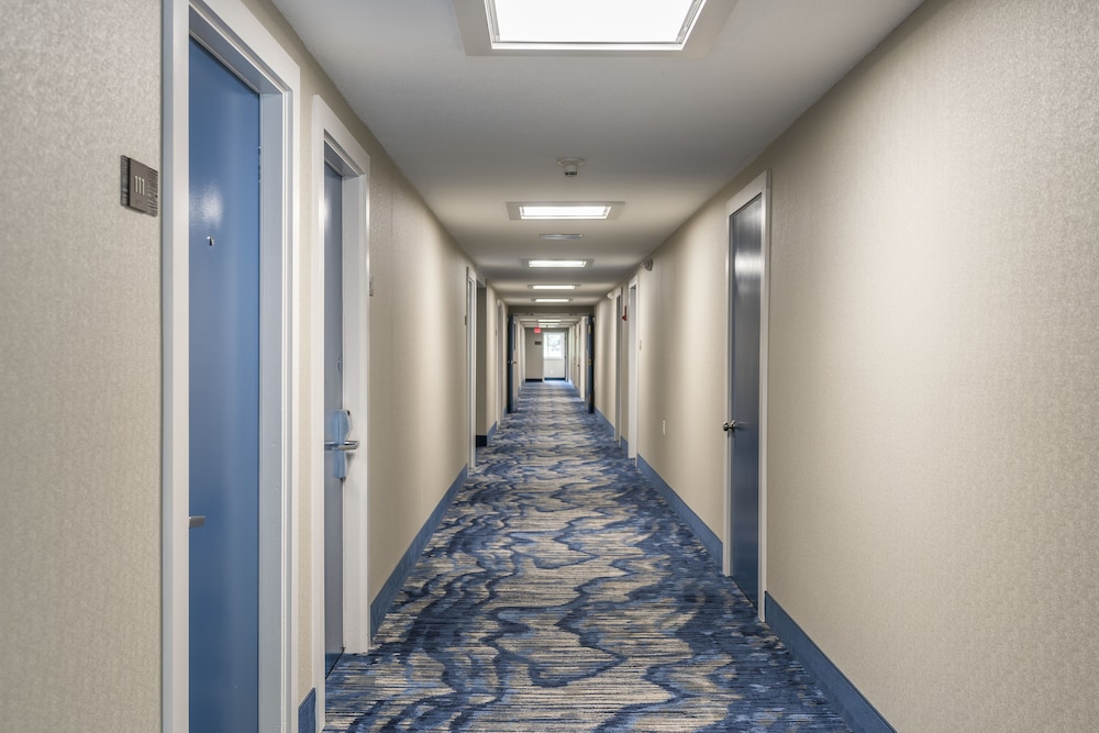 Rockport Inn And Suites 51/52