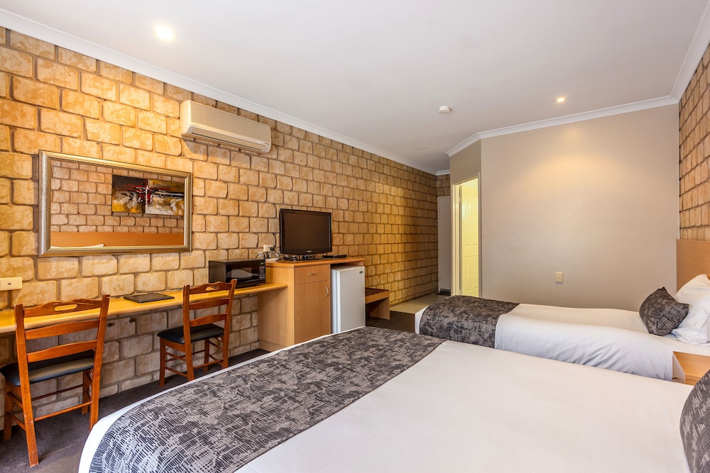 Great Divide Motor Inn 25/49
