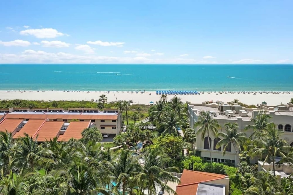 MARCO BEACH OCEAN RESORT 22/32