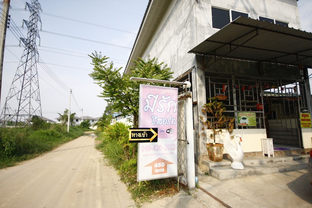Mee Rak Resort 2/31