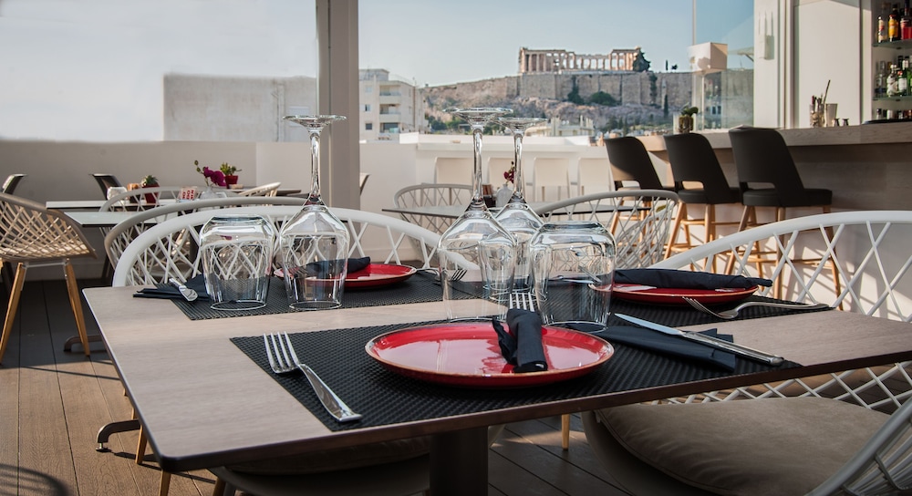 Acropolis Select Hotel 55/67