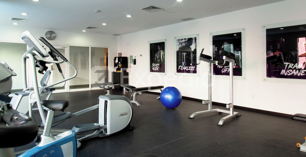 HS HOTSSON Hotel Smart Leon Centro Max (ex Wyndham Garden Leon Centro Max) 24/48