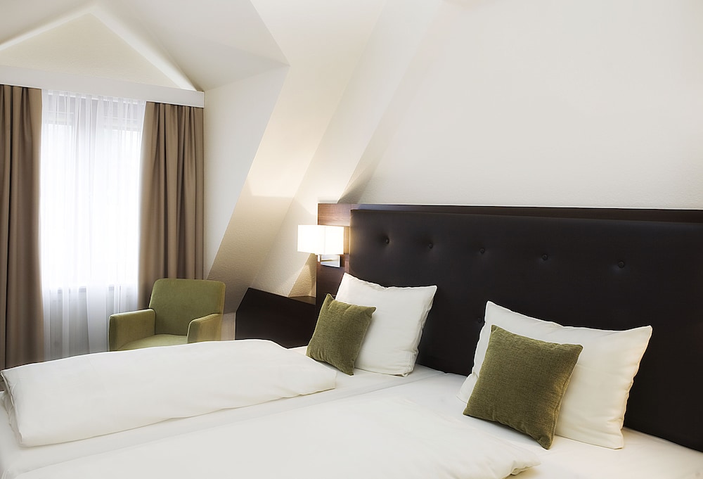 Ringhotel Nassau-Oranien 10/32