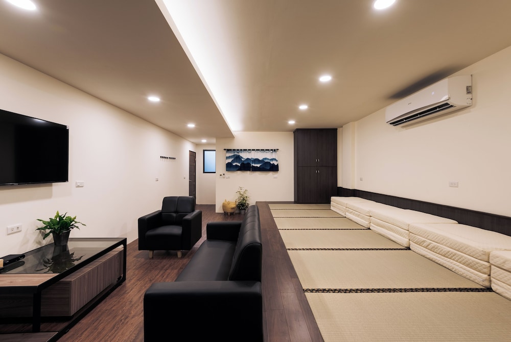 Zhuo Ye Cottage 30/50