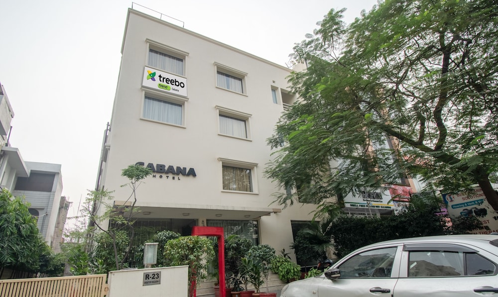 CABANA HOTEL 3/41
