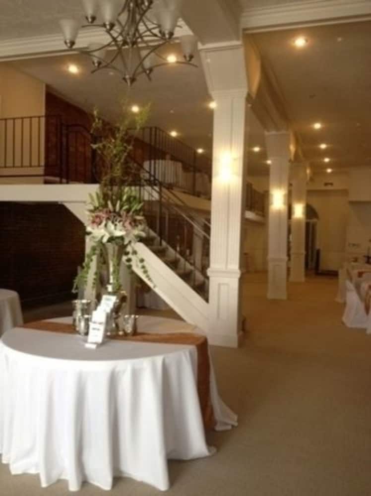 Hamilton House Inn 20/28