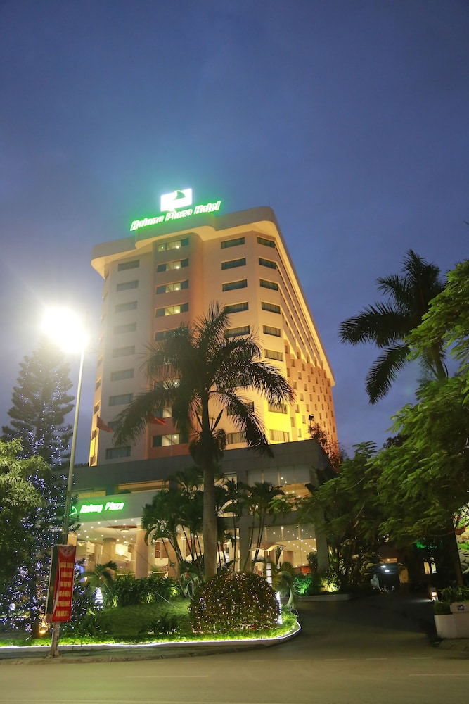 Halong Plaza Hotel 2/50