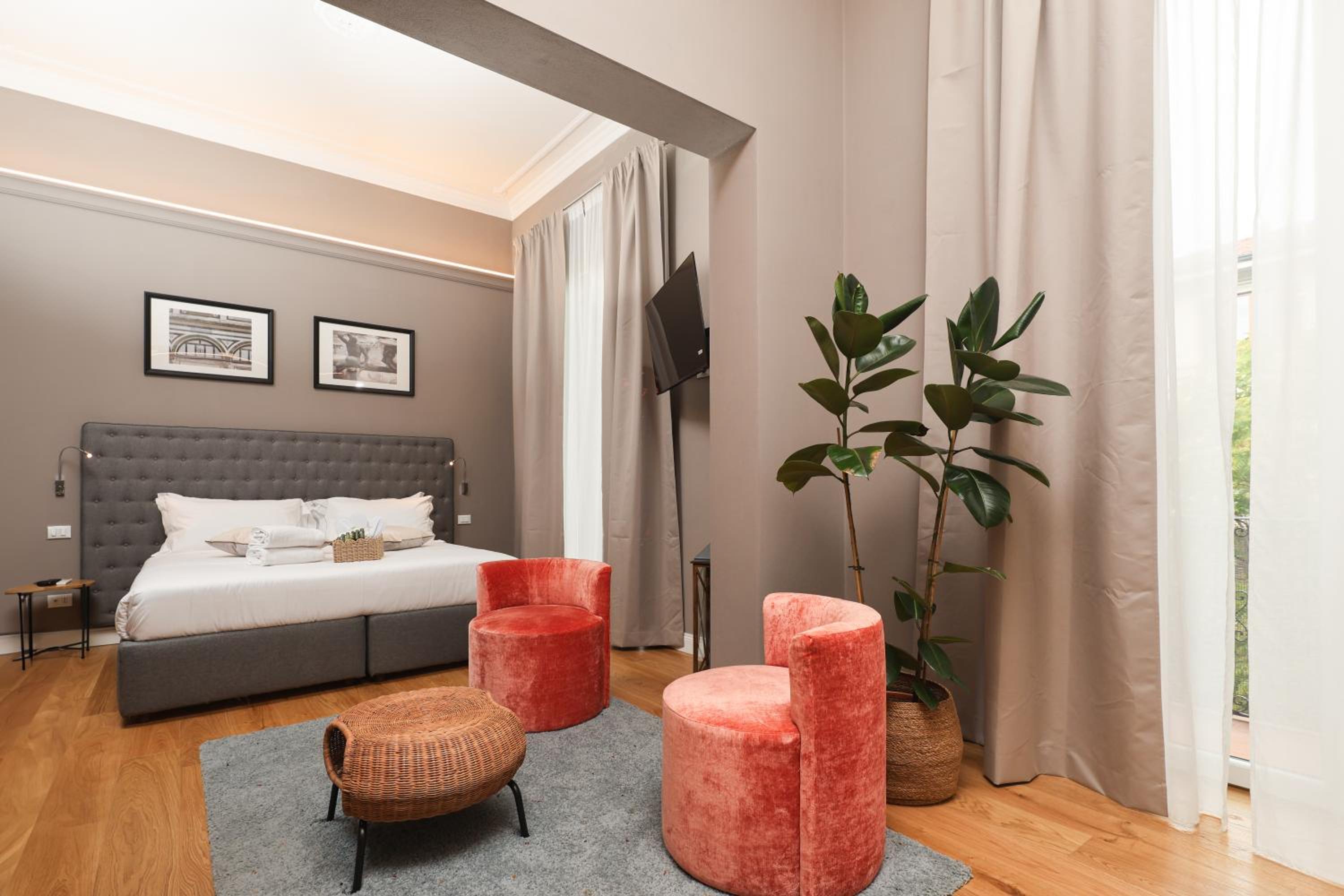 N7 Rooms 9/19
