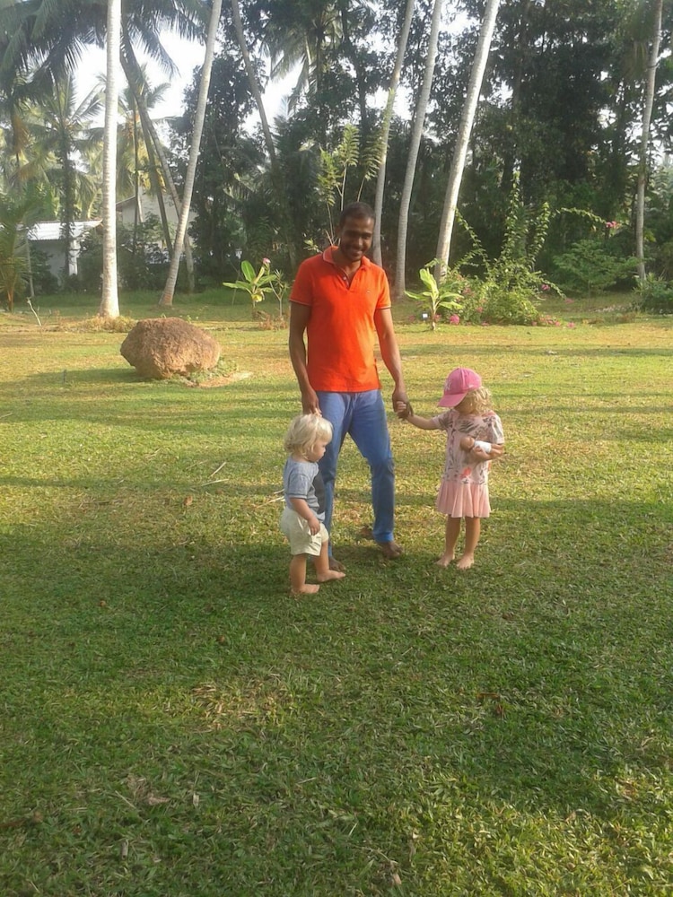 Anuhas Airport Villas 37/44