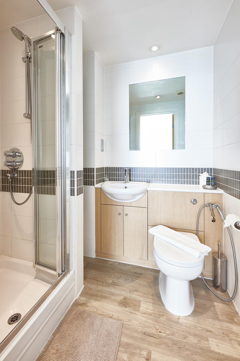 VIZION SERVICED APARTMENTS 49/50