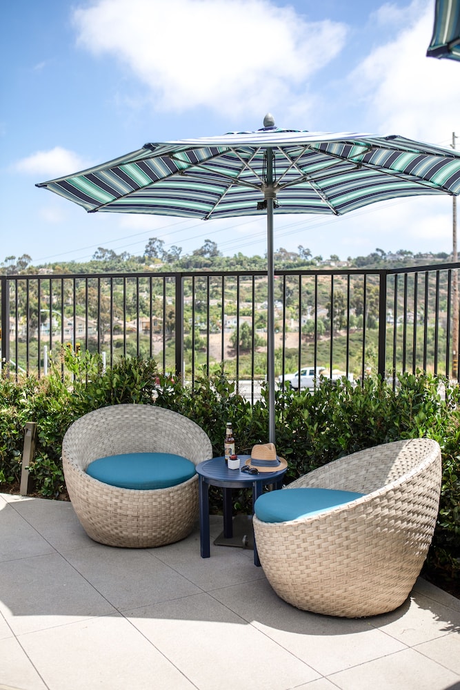 Ayres Hotel Vista Carlsbad 44/50