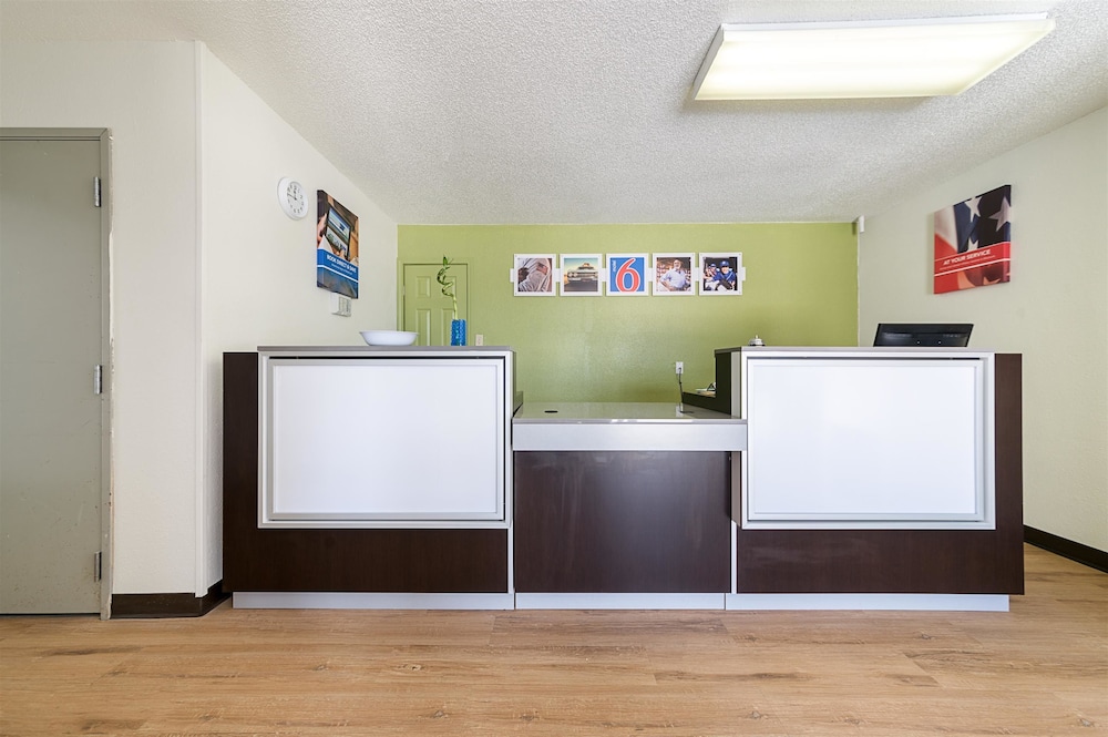 Motel6 New Iberia, LA 6/58