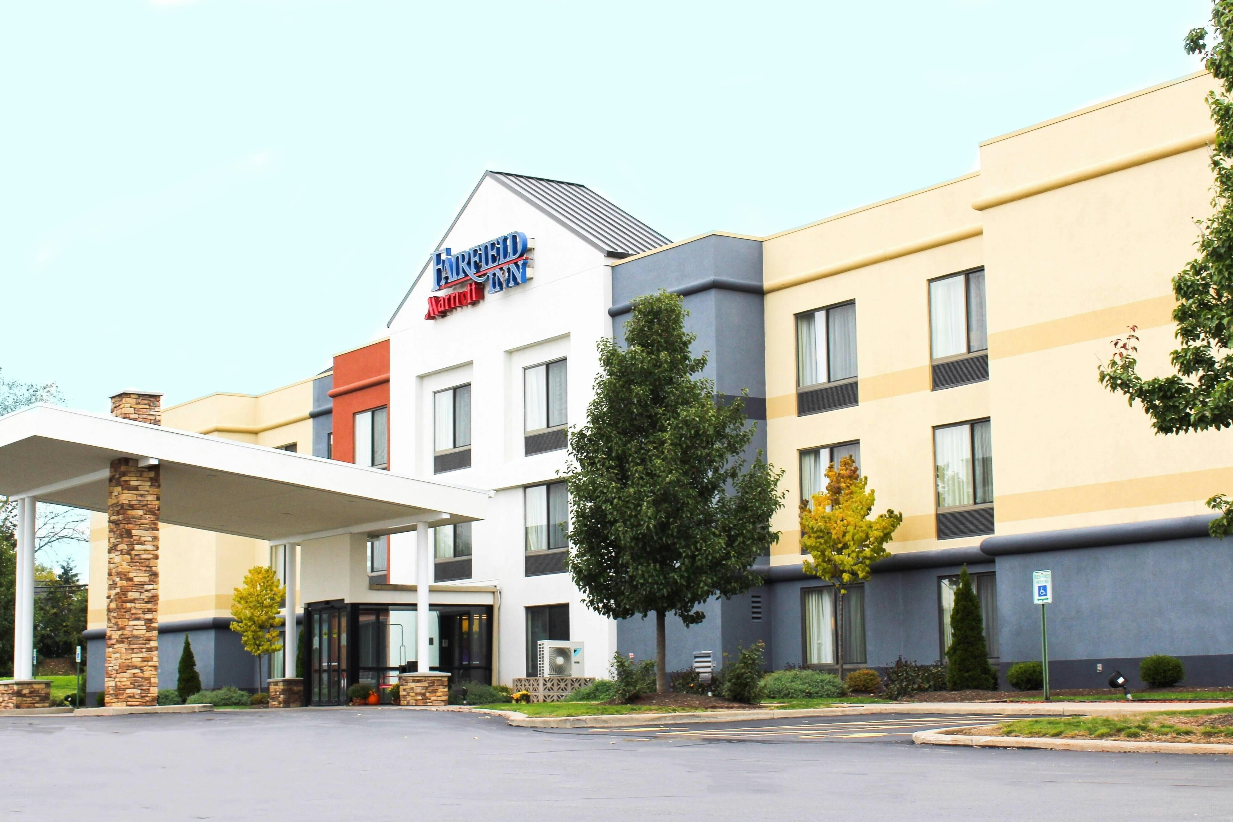 Fairfield Inn Rochester Henrietta/University Area 28/28