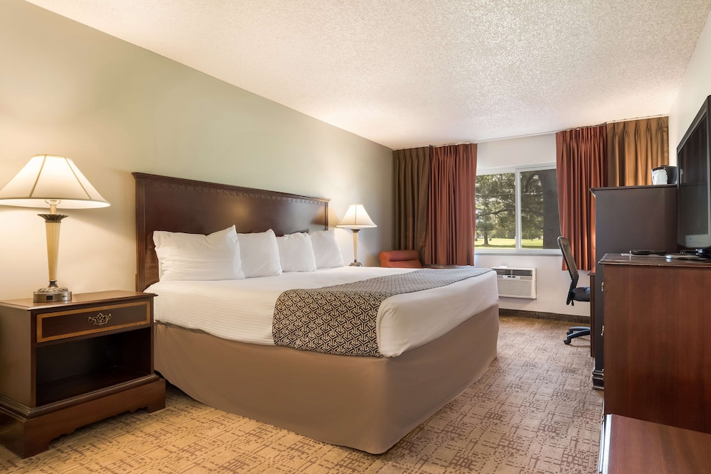 Surestay Hotel By Best Western Thomson 15/41