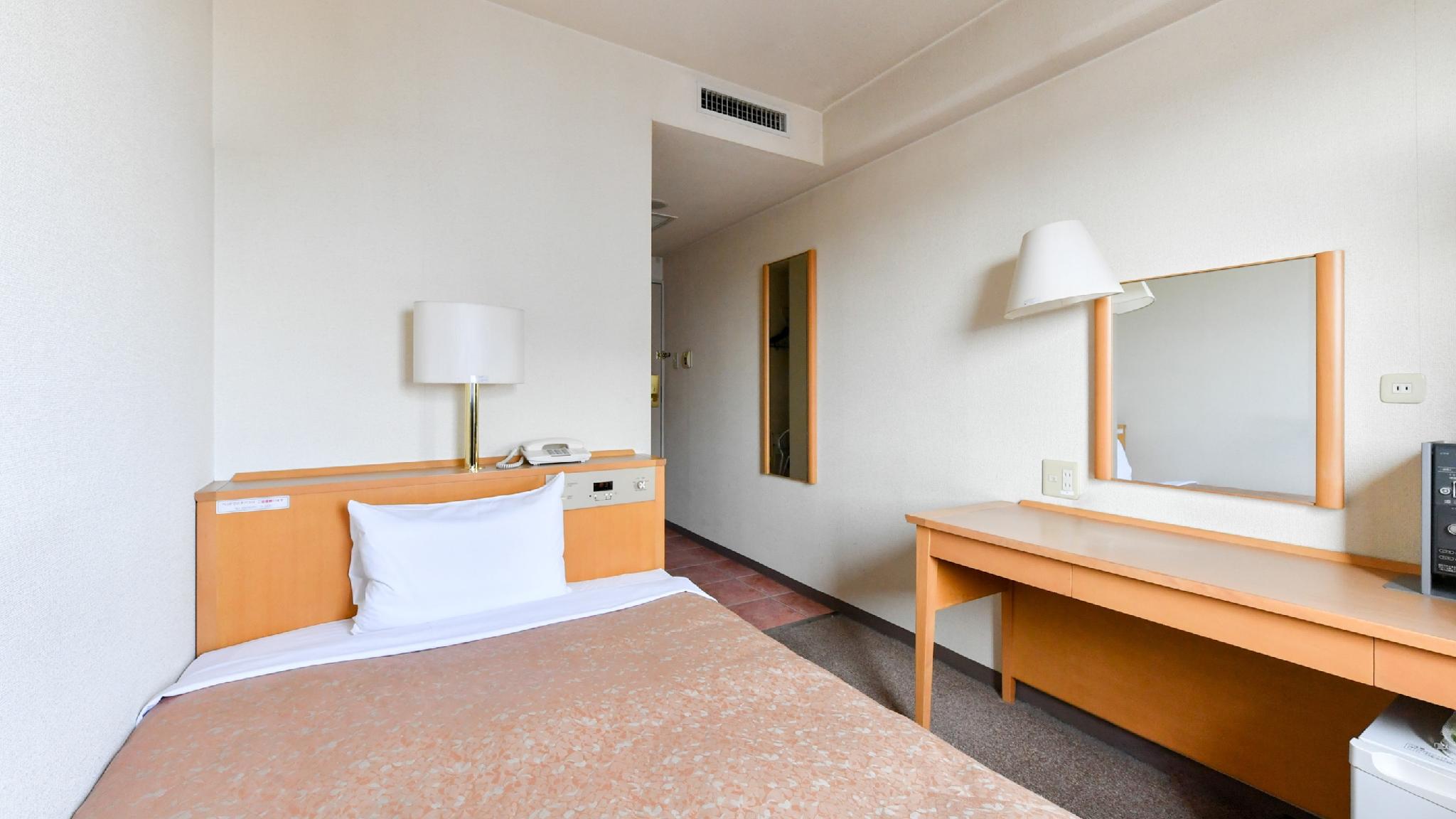 Semi Room, Single, Semi Double Bed