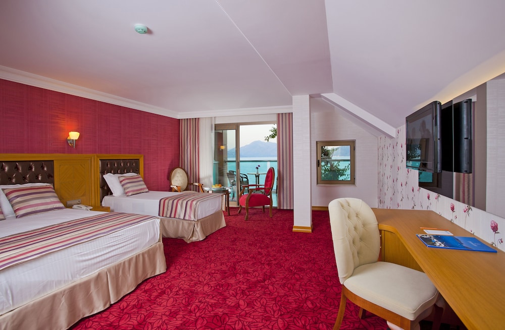 Orsmaris Boutique Hotel 10/50