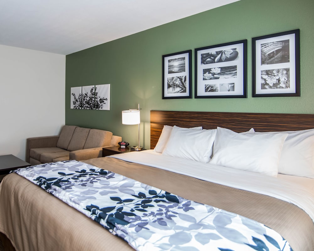 Sleep Inn & Suites & Conference Center Garden City KS 7/47