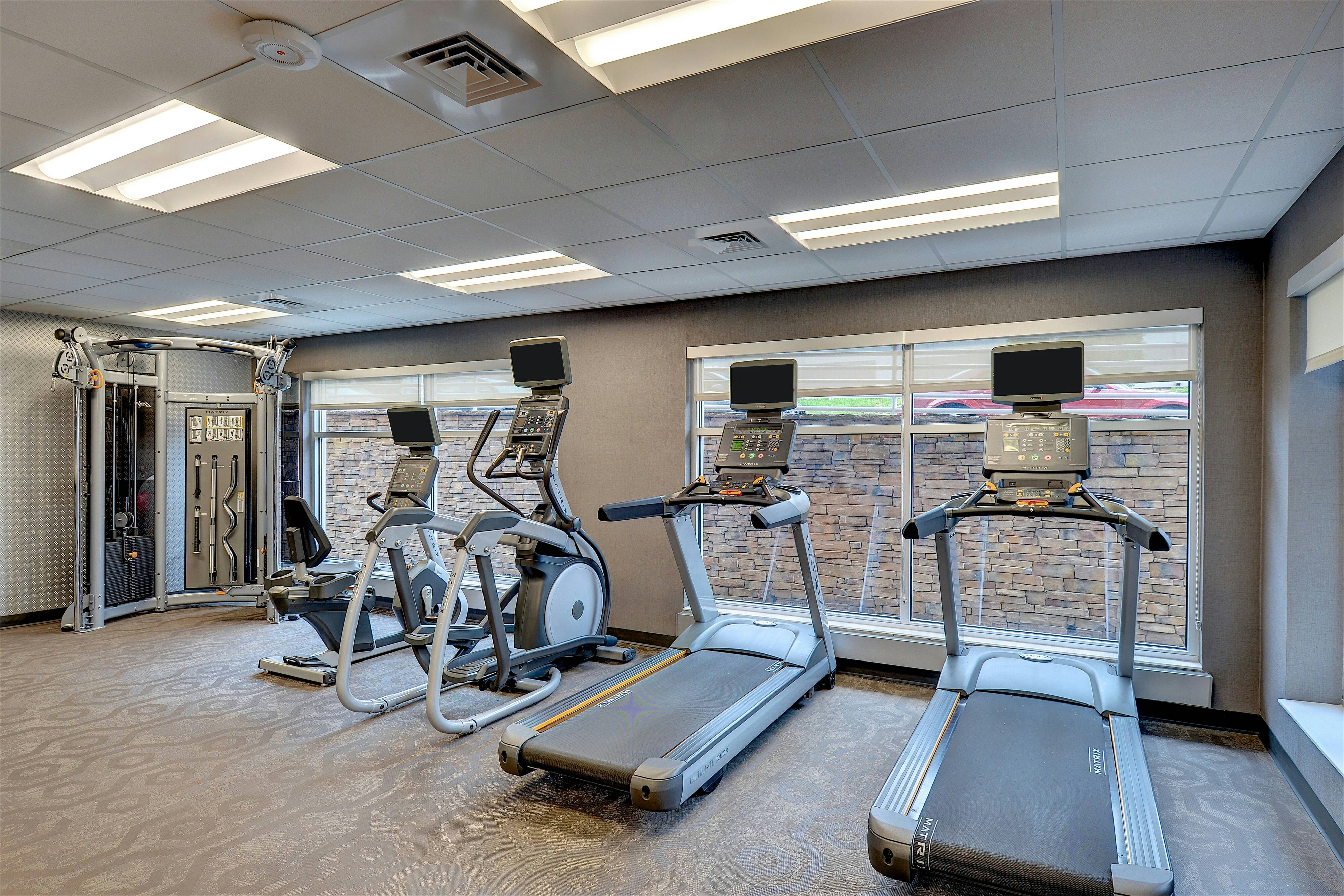 Fairfield Inn Suites Nashville Metrocenter 4/11