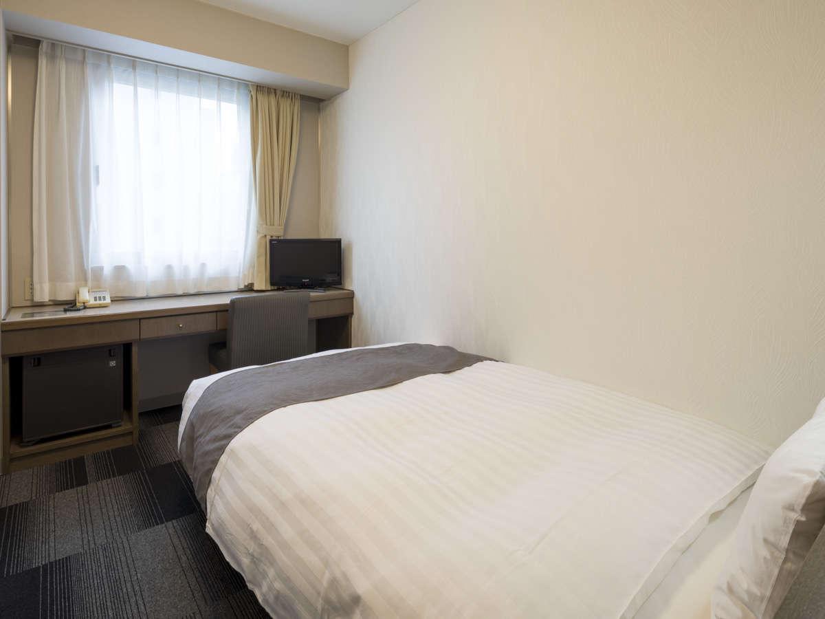 Semi Room, Single, Semi Double Bed